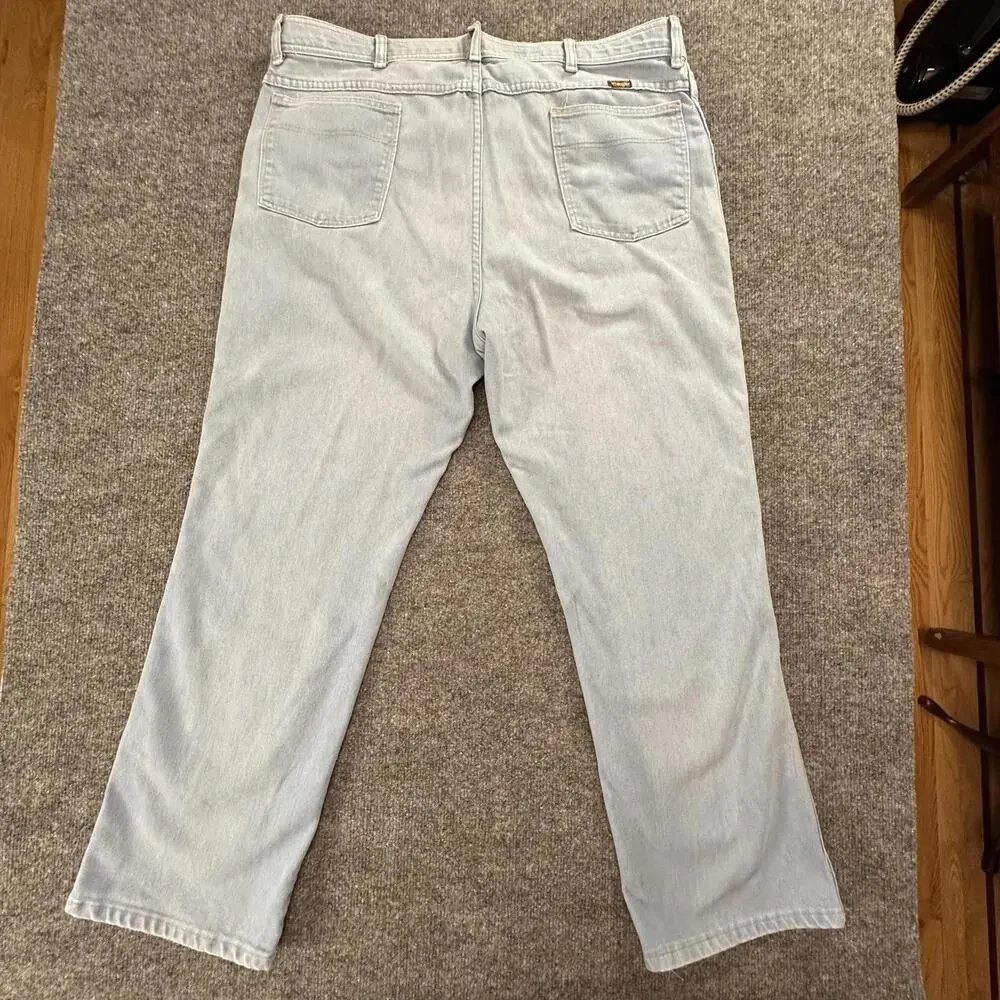 Wrangler Mens Light Wash Jeans 42x30 Made in USA 85498LB‎ Classic Denim